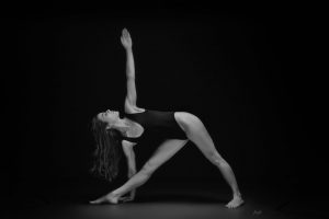 HATHA YOGA - 1 hora semana 45€/mes - 2 horas semana -70€/mes - Bono 5 sesiones (70€), 10 sesiones (120€) y 15 sesiones (165€). Clases Privadas: 1 sesión 33€, 4 sesiones 120€ (30€/sesión) y 8 sesiones 220€ (27,5€/sesión). Parejas: 1 sesión 50€, 4 sesiones 180€ (45€/sesión) y 8 sesiones 320€ (40€/sesión).